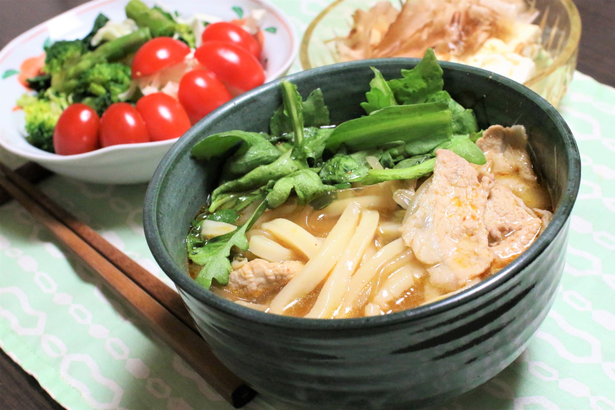 土鍋にぶち込むシメじゃない 残った汁で一杯ずつつくる キムチ鍋うどん おばあめし