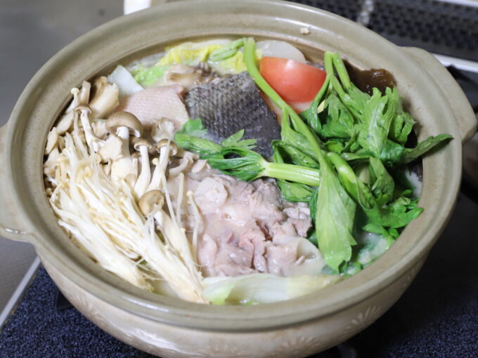 土鍋で作っている鍋料理